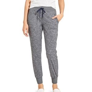 Athleta Flux Heathered Gray Jogger pant